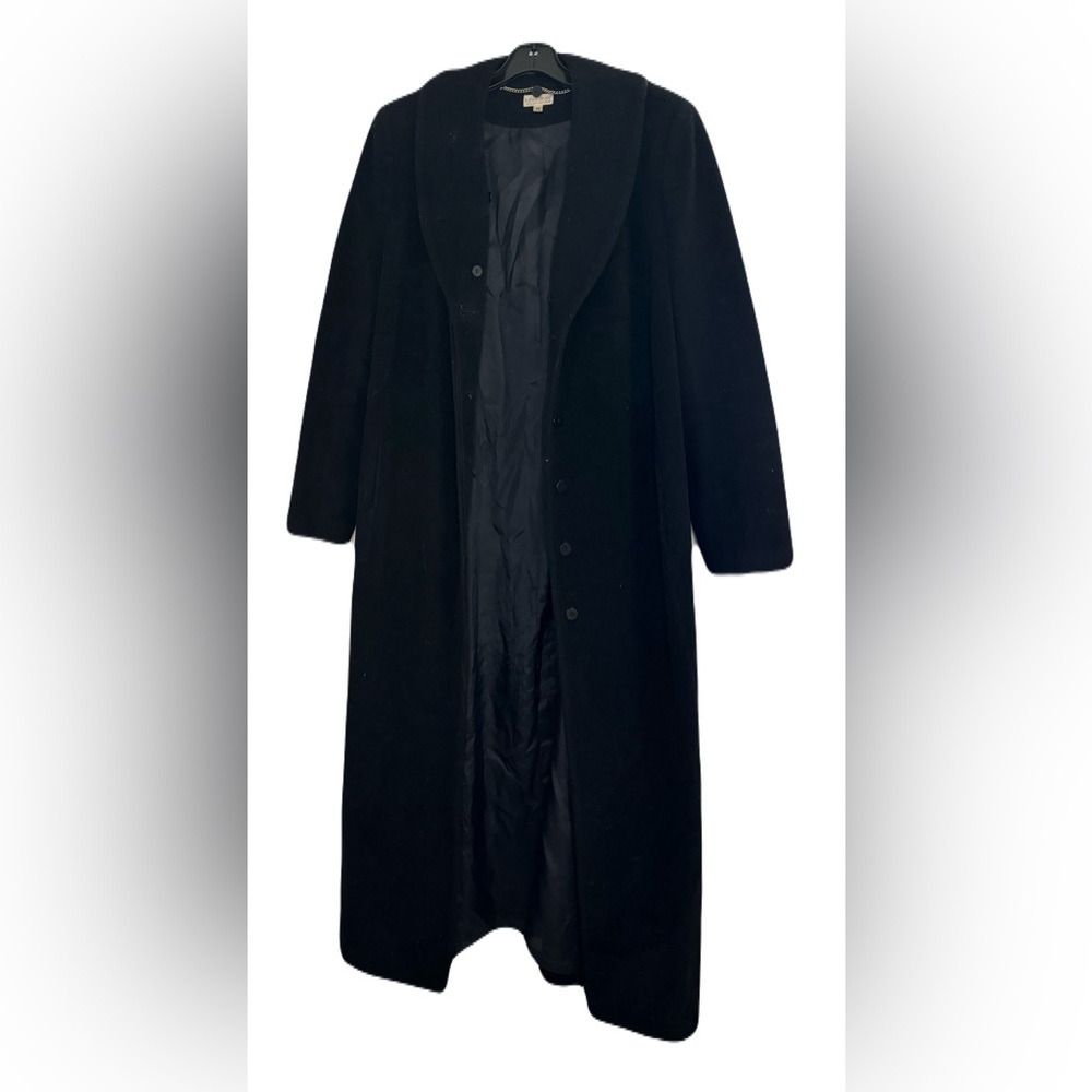 Maternity trench coat.